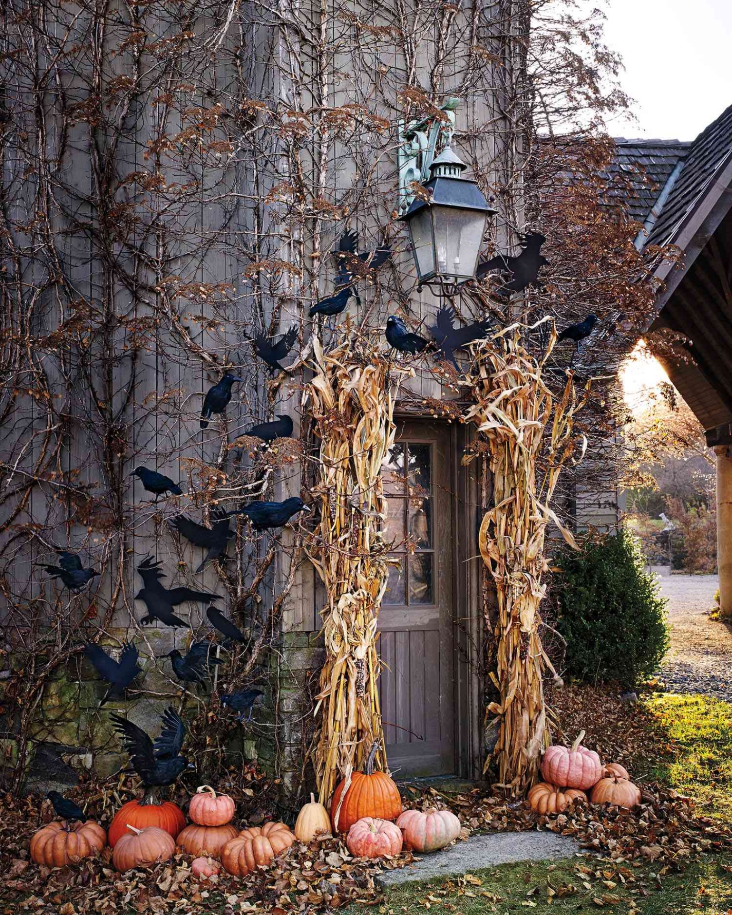 halloween house decoration Niche Utama Home  Best Outdoor Halloween Decoration Ideas: Projects and How-Tos