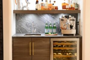 Trending Now:  Popular Ideas in Home Bars